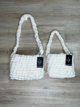 Load image into Gallery viewer, Crochet Purses

